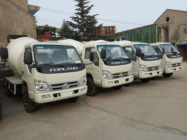 混凝土攪拌罐車運(yùn)輸過程中拌筒不能轉(zhuǎn)動的處理方法